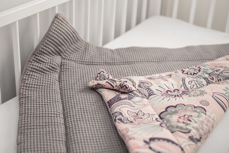 Sensillo Babapléd/Babatakaró gofrival – India grafitszürke