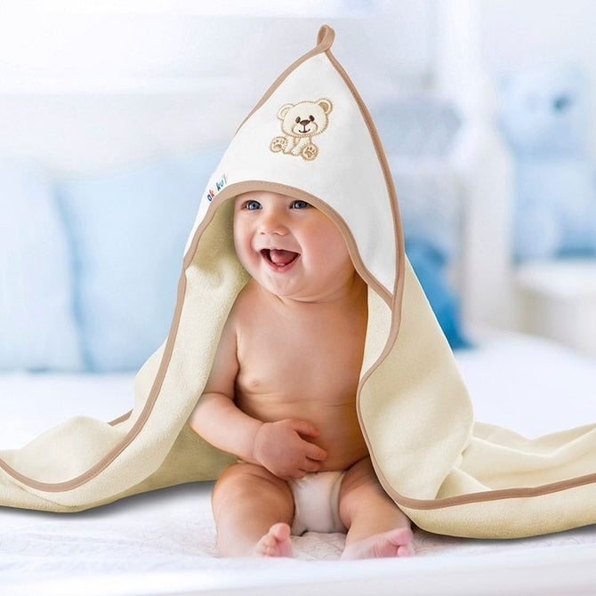 Akuku A1252 Baba Kapucnis Törölköző Maci Sárga