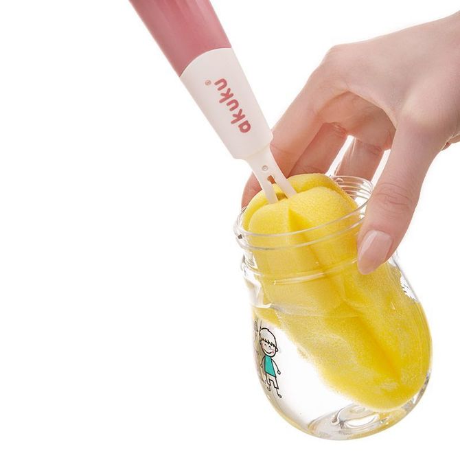 Akuku A0512 Cumisüvegek és cumik kefék készlet