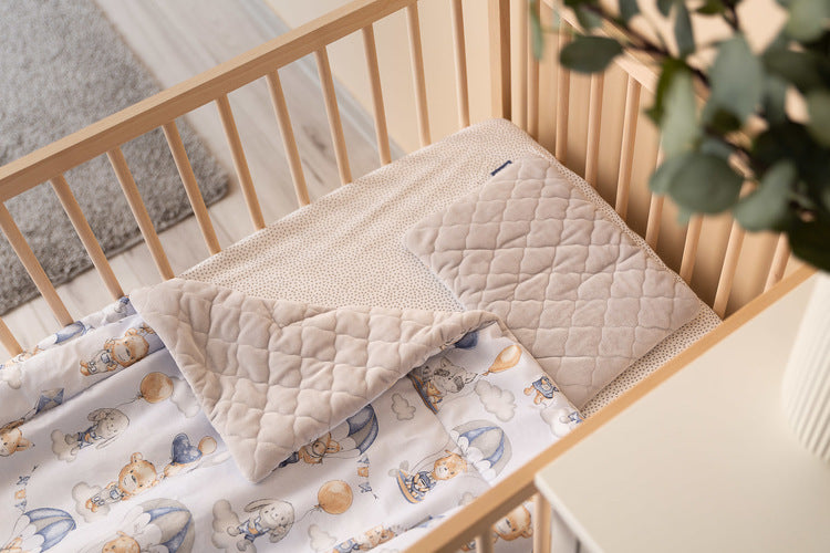 Sensillo Rácsos kiságy szett Flight In Clouds Plüss Karo