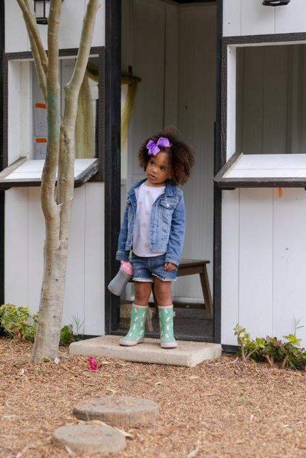 Chicco 144808 Palack puha kiöntővel 350 ml 2 l lánynak