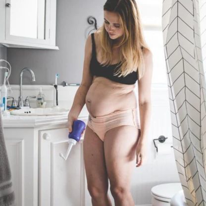 Lansinoh 4596 Szülés utáni mosópalack 360 ml