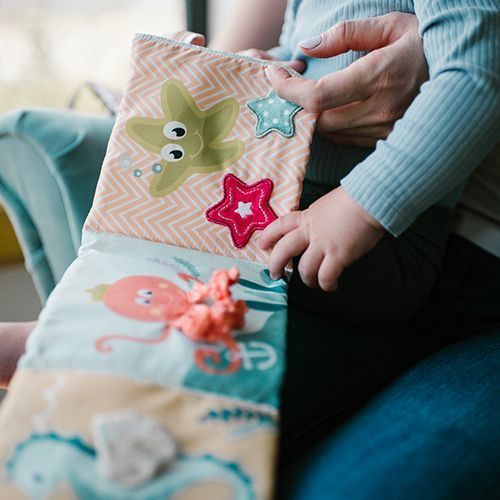 Babyono 1563 Kétoldalas érzékszervi könyv a tenger alatt