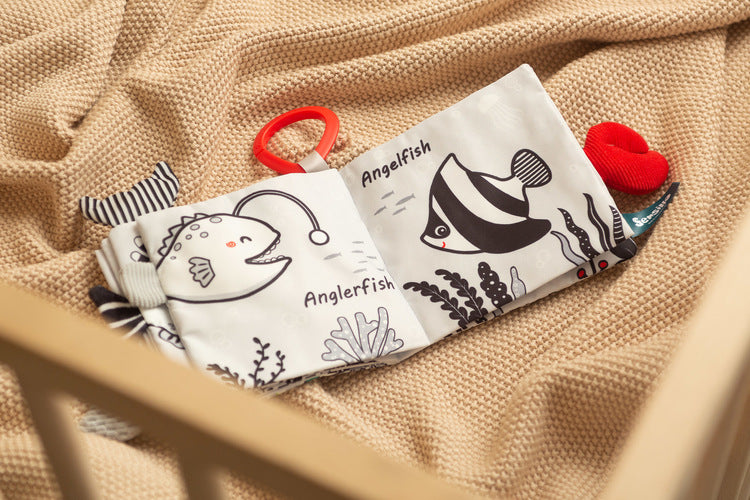 Sensillo Fekete-fehér textilkönyv Delfin