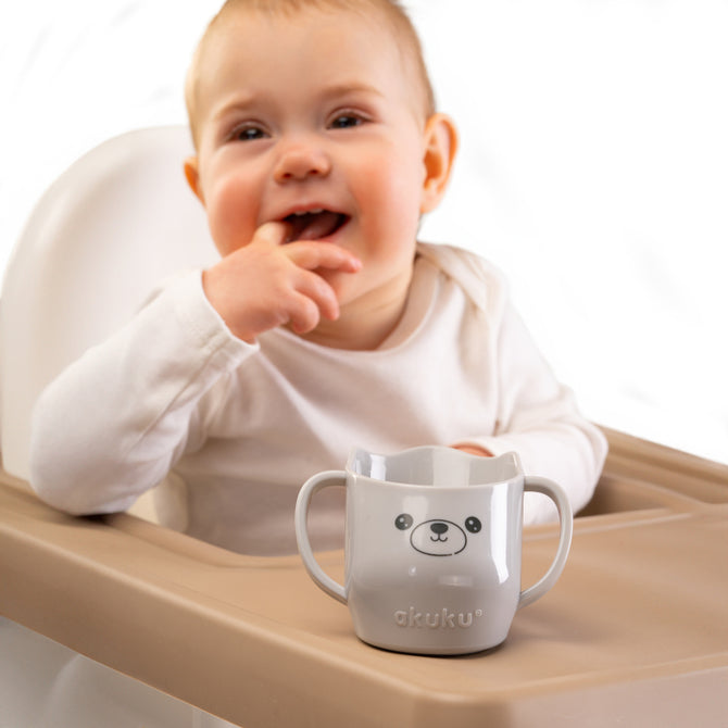 Akuku A0695 Döntött pohár az ivás elsajátításához, szürke