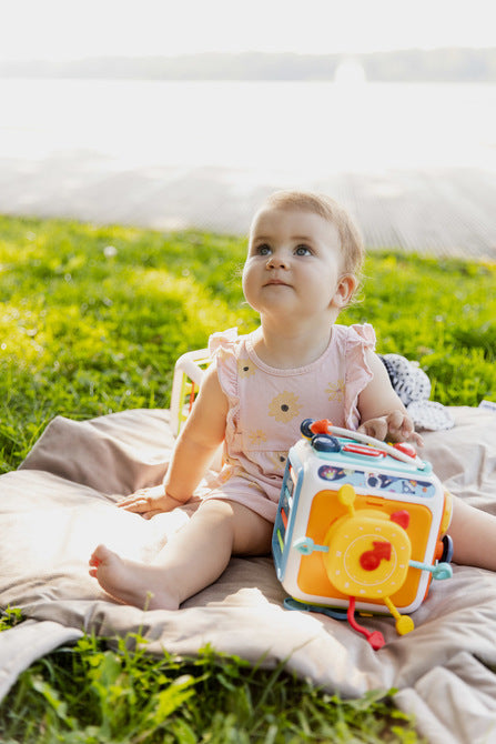 Toyz 2111 Oktatójáték - Szenzoros kocka (0556)