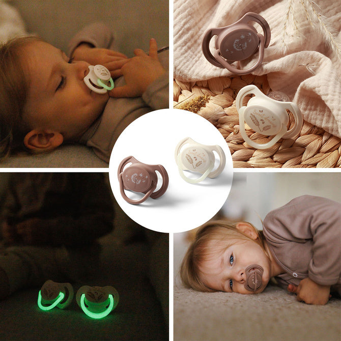 Babyono 1669/03 Szimmetrikus szilikon cumi 18+